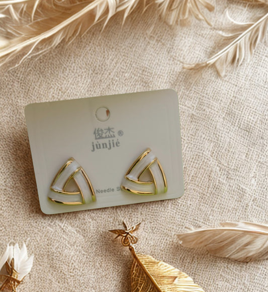 Gold plated overlapped Stud Earings
