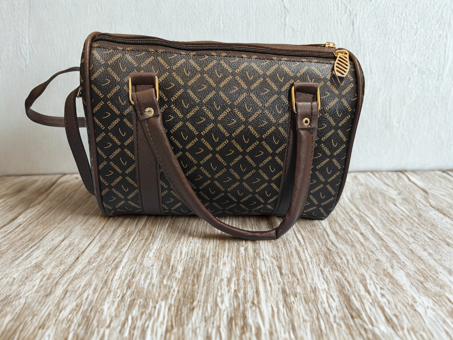 Structured sling bag for girls & ladies